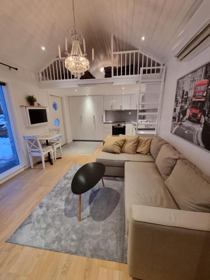 Attefallshuset Toftahoejden 7 Växjö Esterno foto